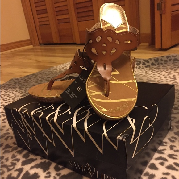 Sam & Libby wedge sandals cognac size 6 1/2. - Picture 2 of 6